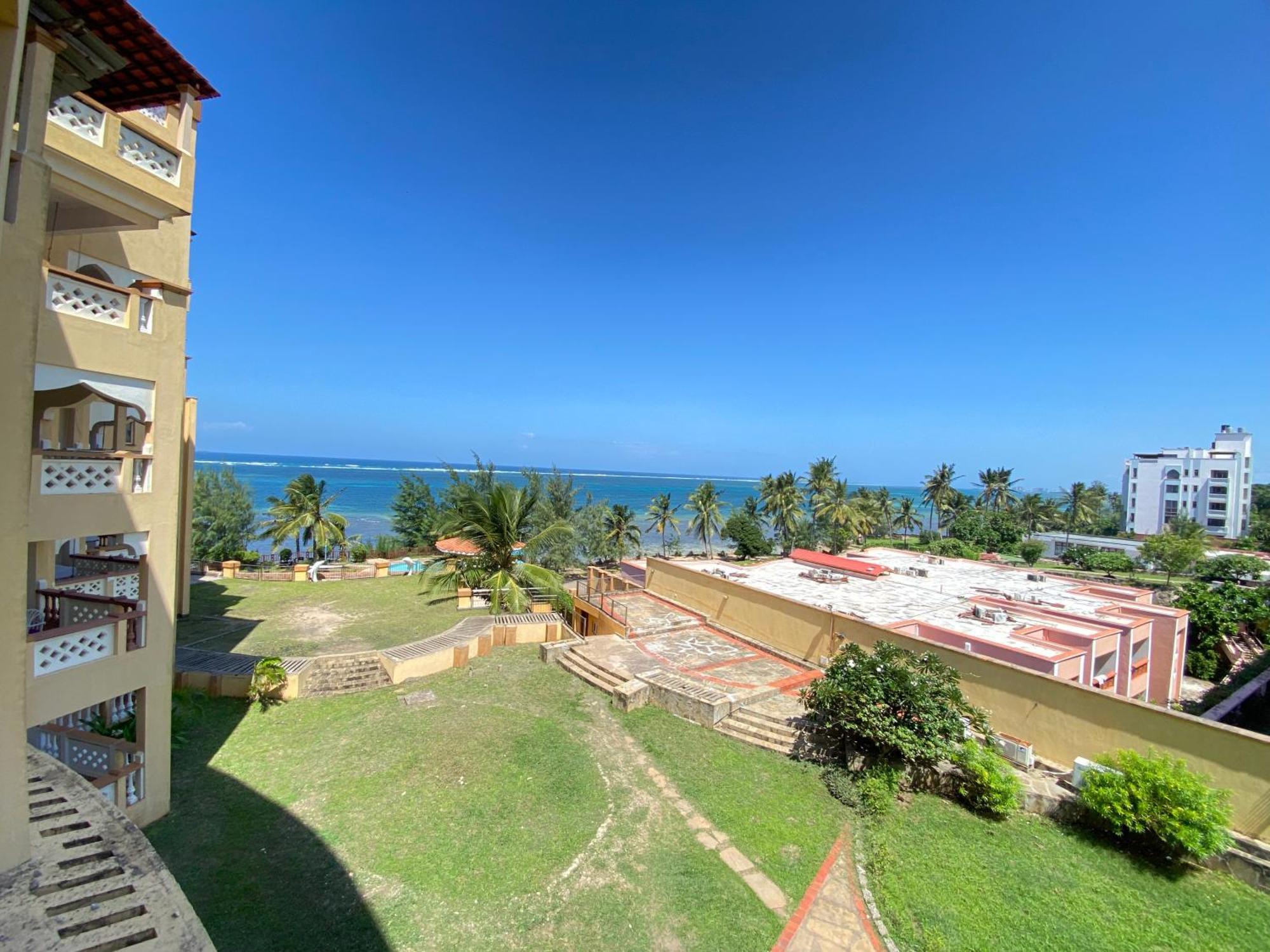Seaside Beachfront * Mombasa
